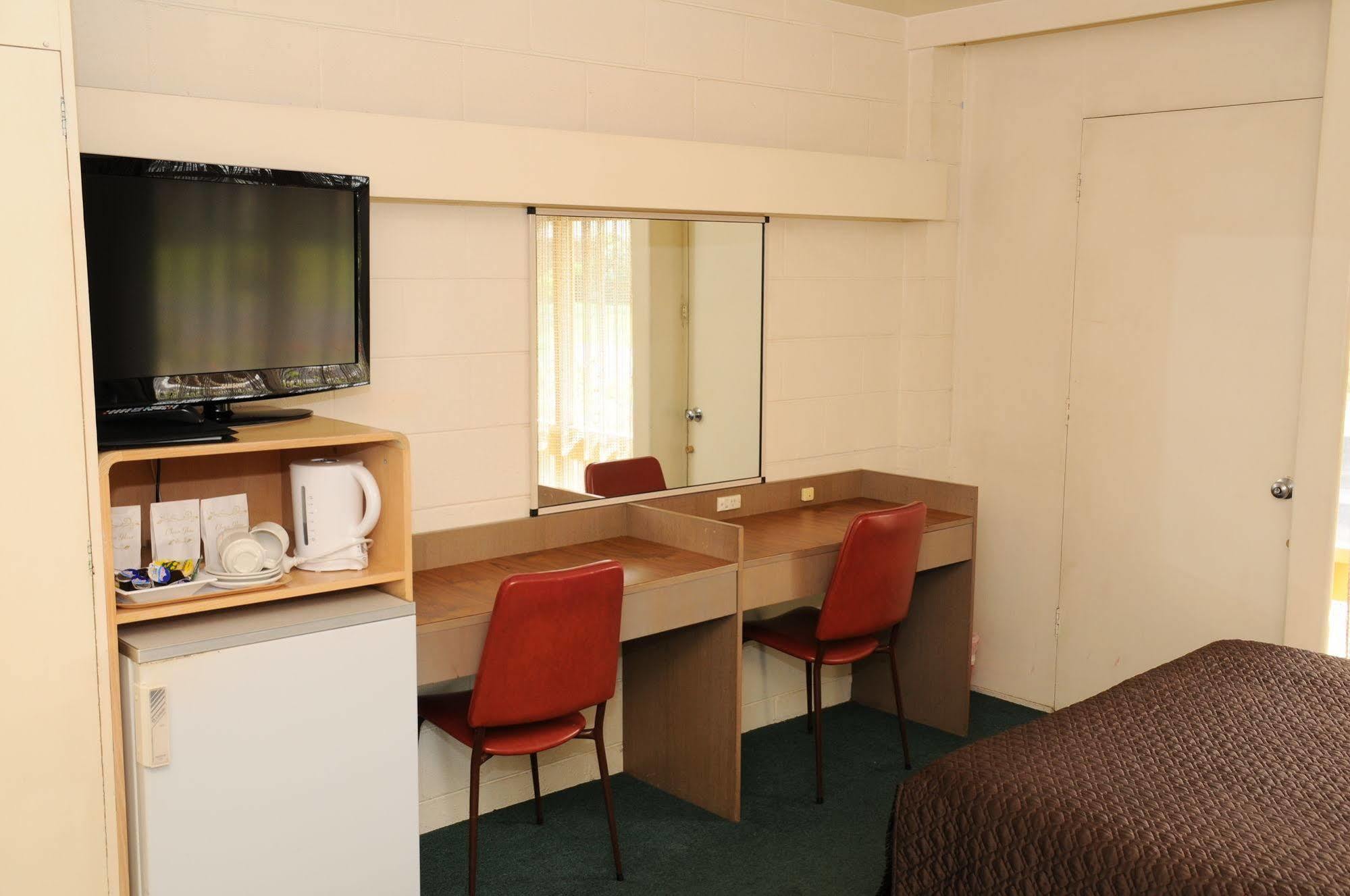 Peninsula Motor Inn Tyabb Buitenkant foto