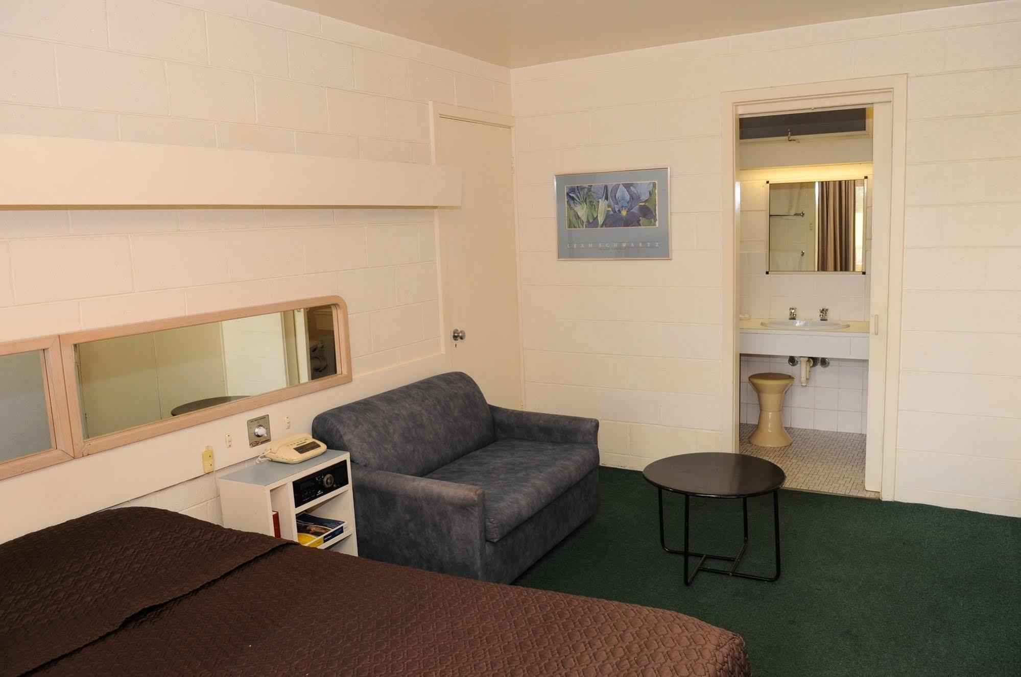 Peninsula Motor Inn Tyabb Buitenkant foto